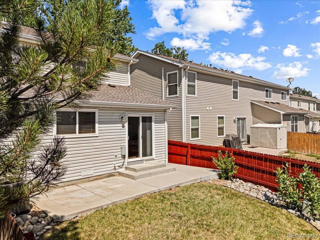 7976 S Kittredge, Englewood, CO 80112