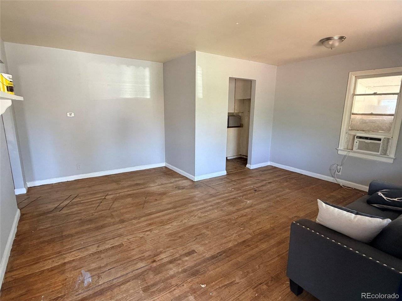 1732 Clinton, Aurora, CO 80010