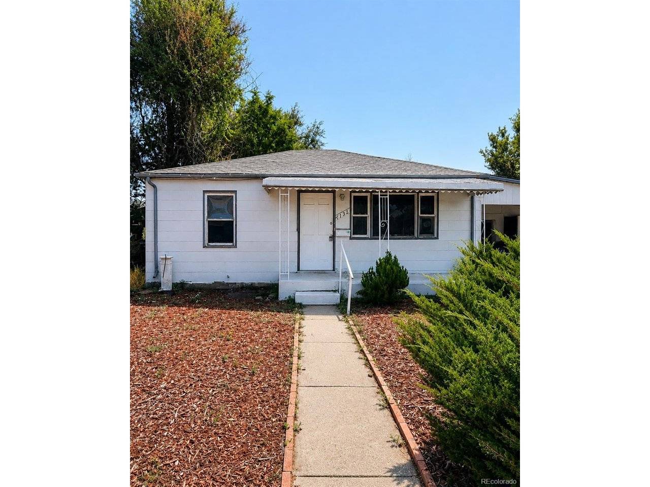 1732 Clinton, Aurora, CO 80010