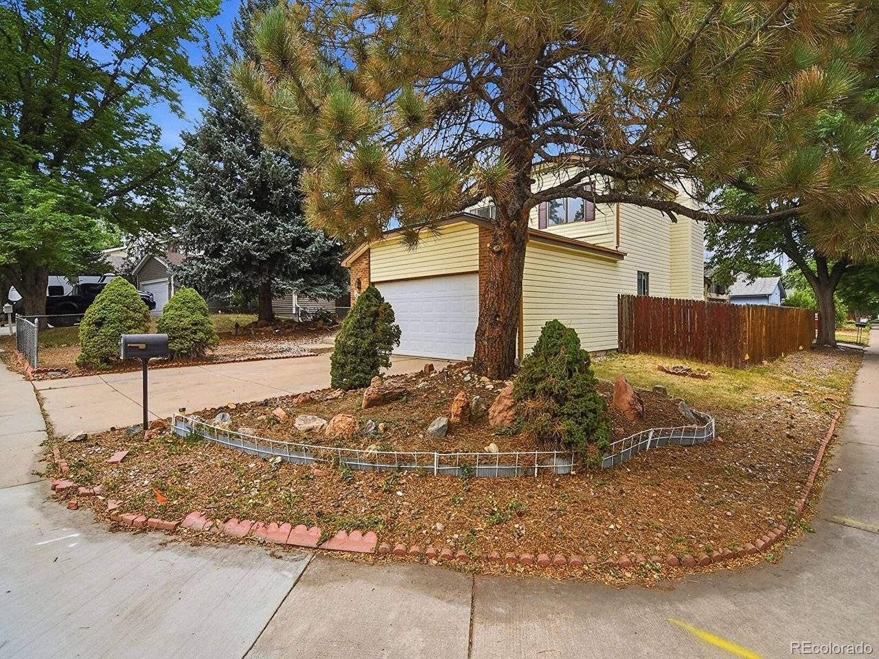 14989 E Pacific, Aurora, CO 80014