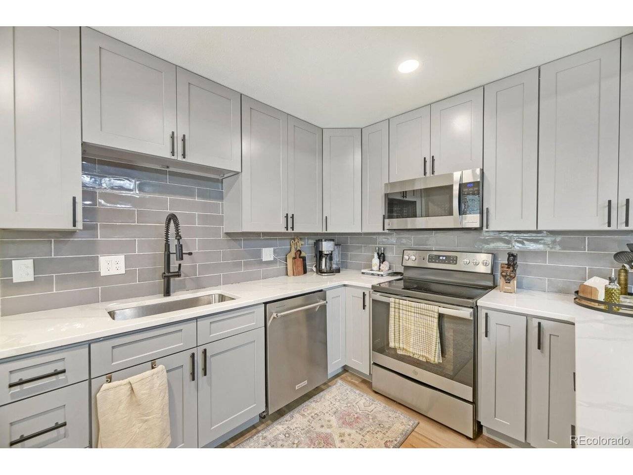 3325 W Arlington, Littleton, CO 80123