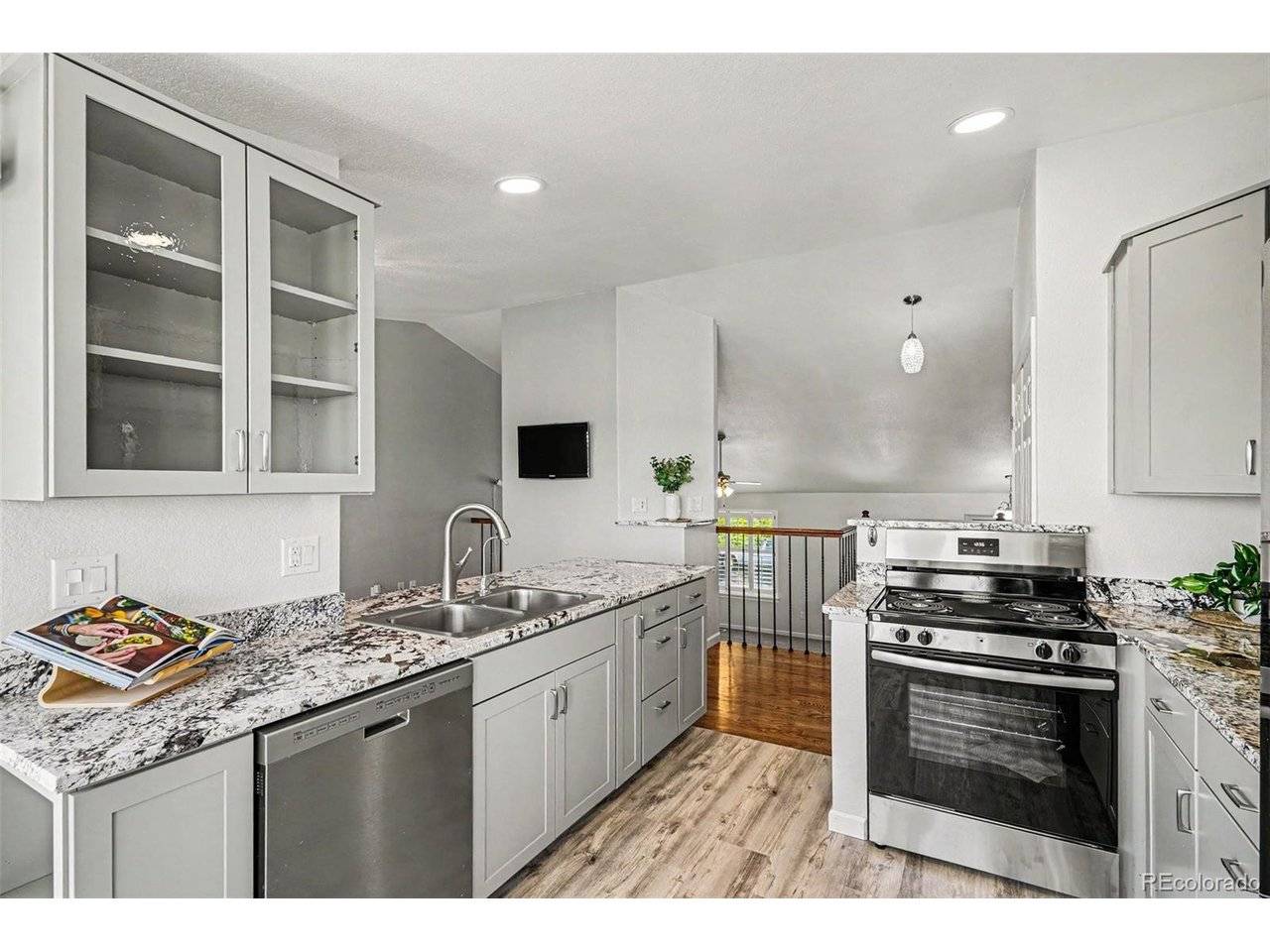 3398 S Halifax, Aurora, CO 80013