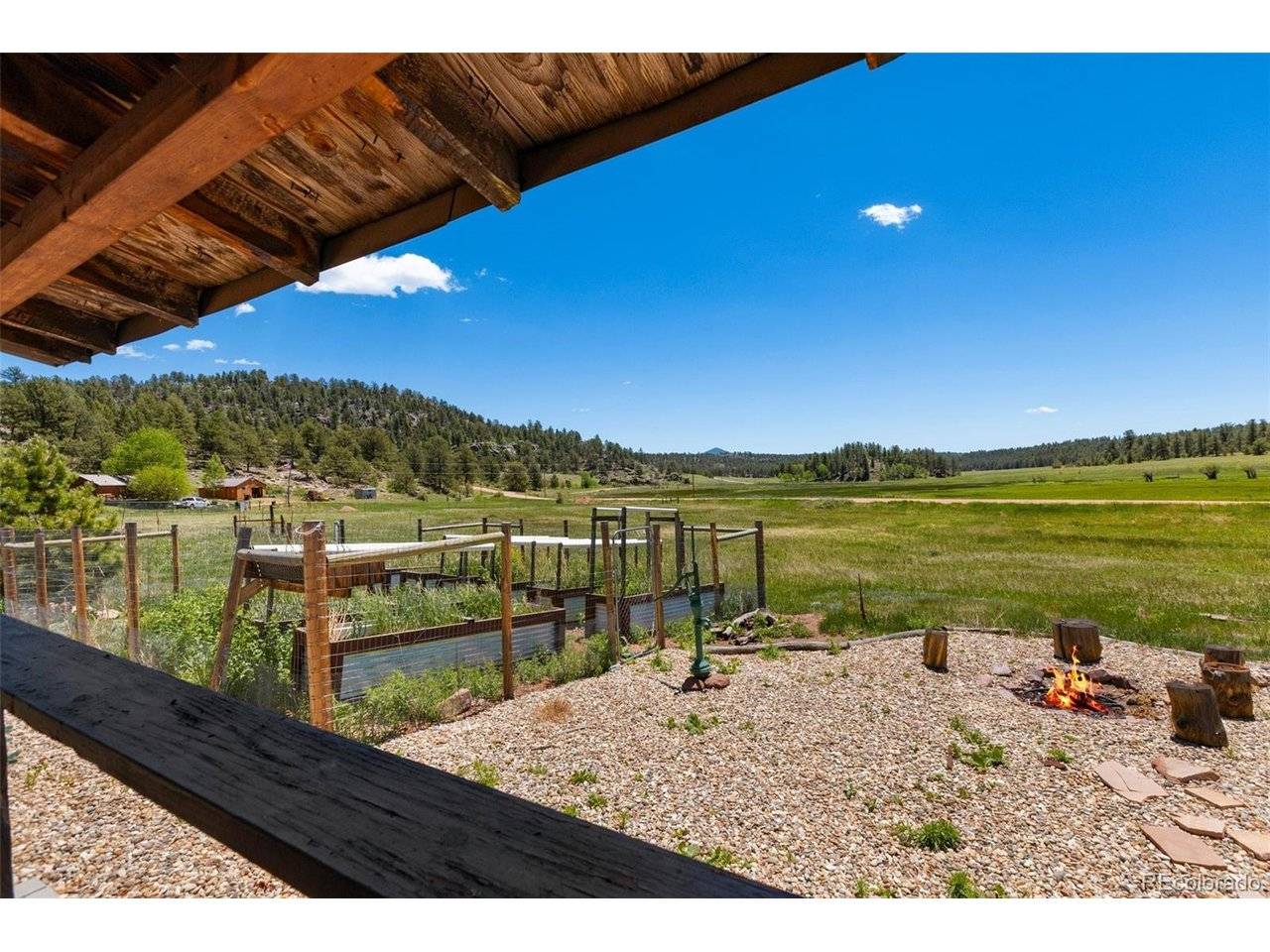 185 Canyon, Florissant, CO 80816