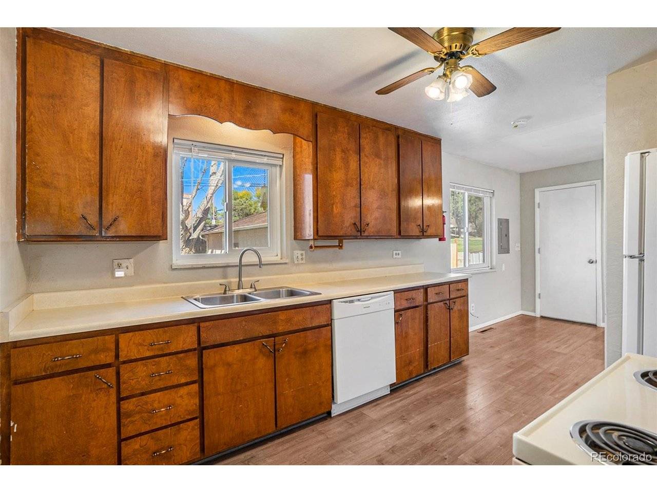 414 Maplewood, Colorado Springs, CO 80907