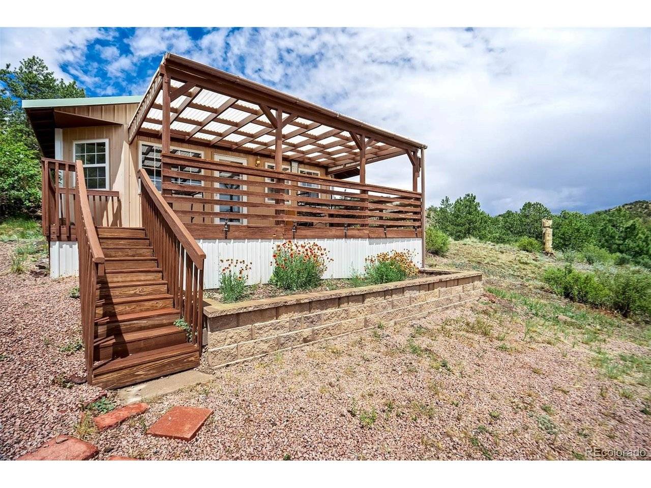 349 Post, Guffey, CO 80820