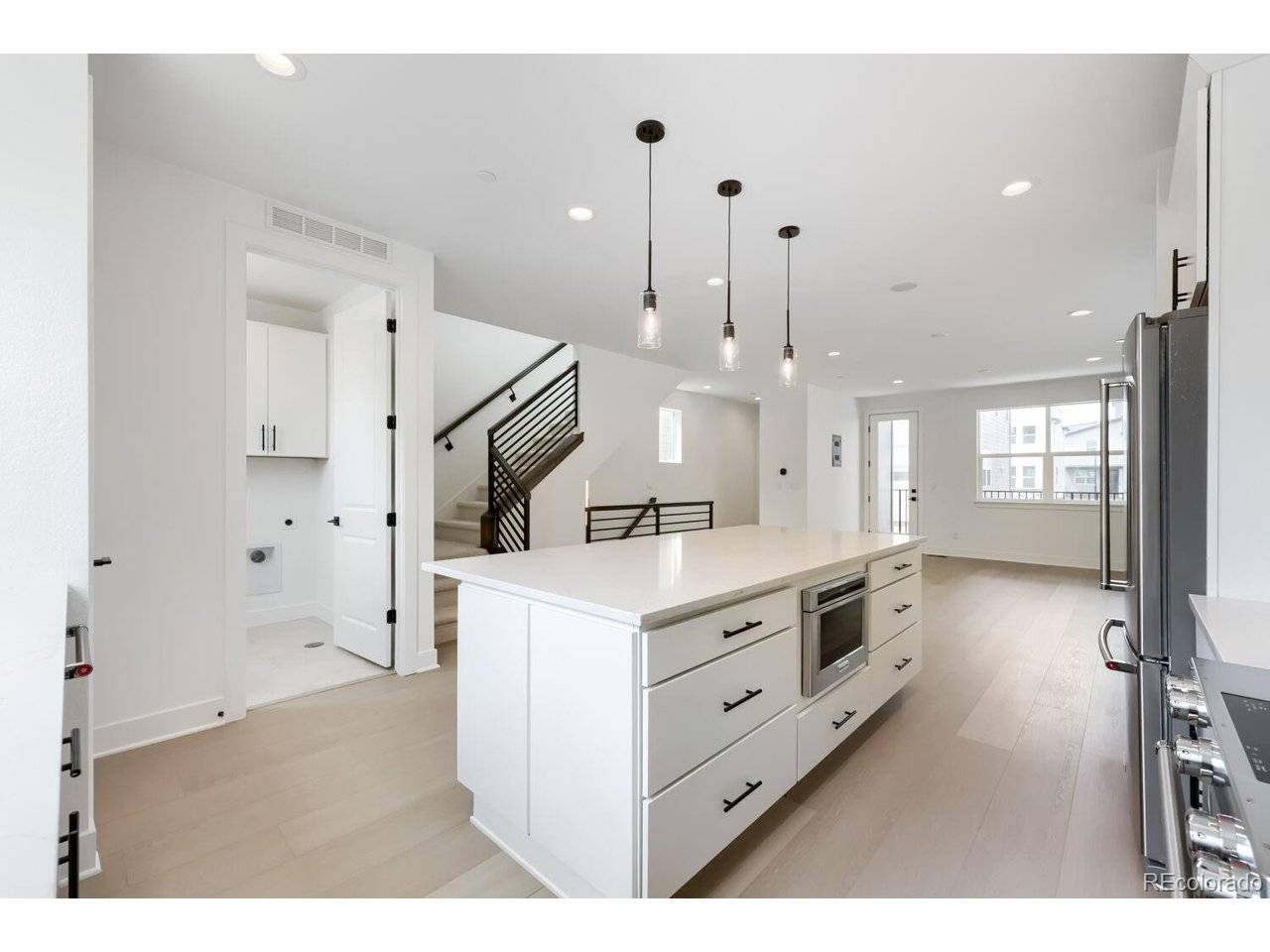 10904 E Hinsdale, Centennial, CO 80112