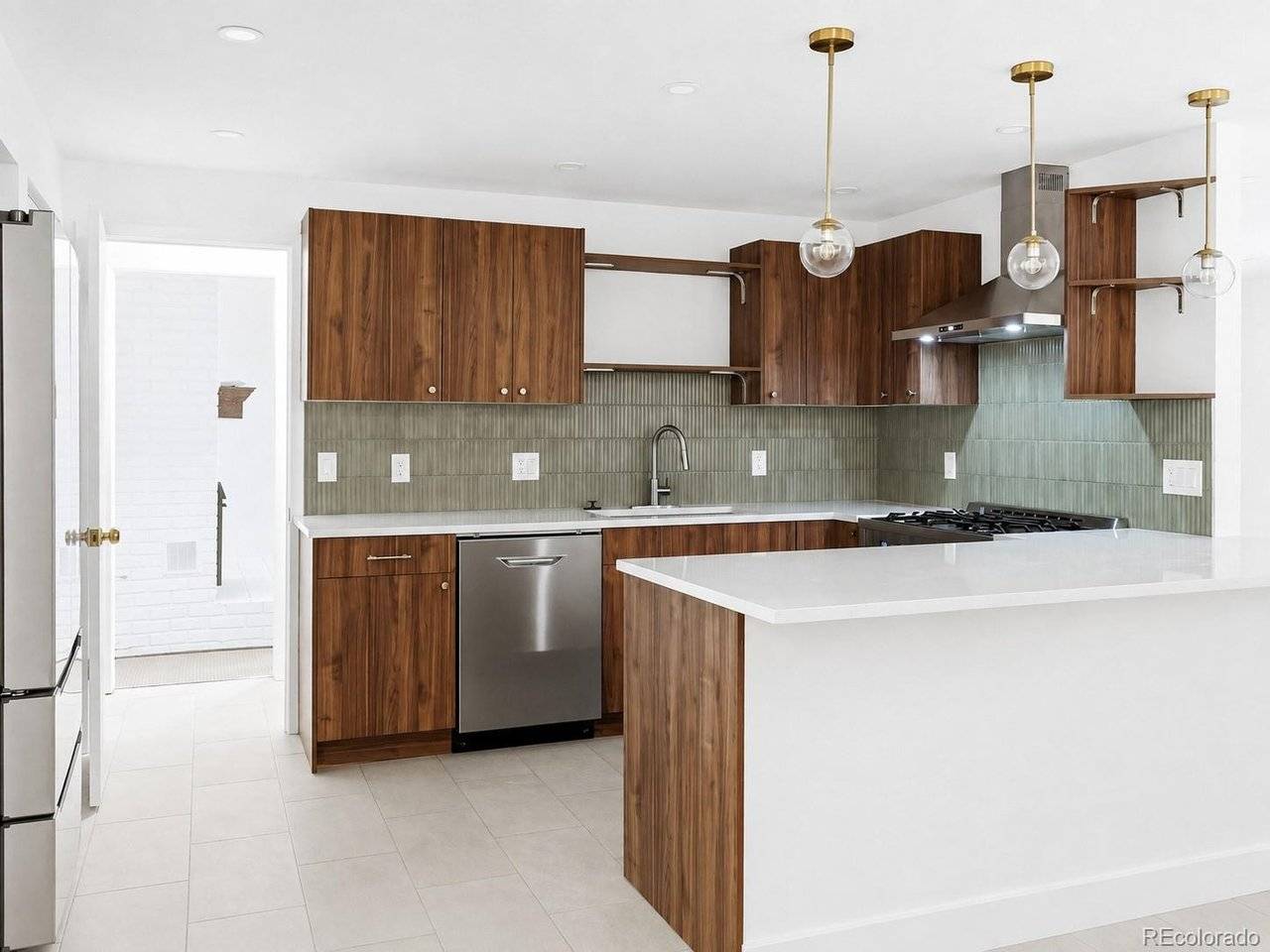 4264 W Radcliff, Denver, CO 80236