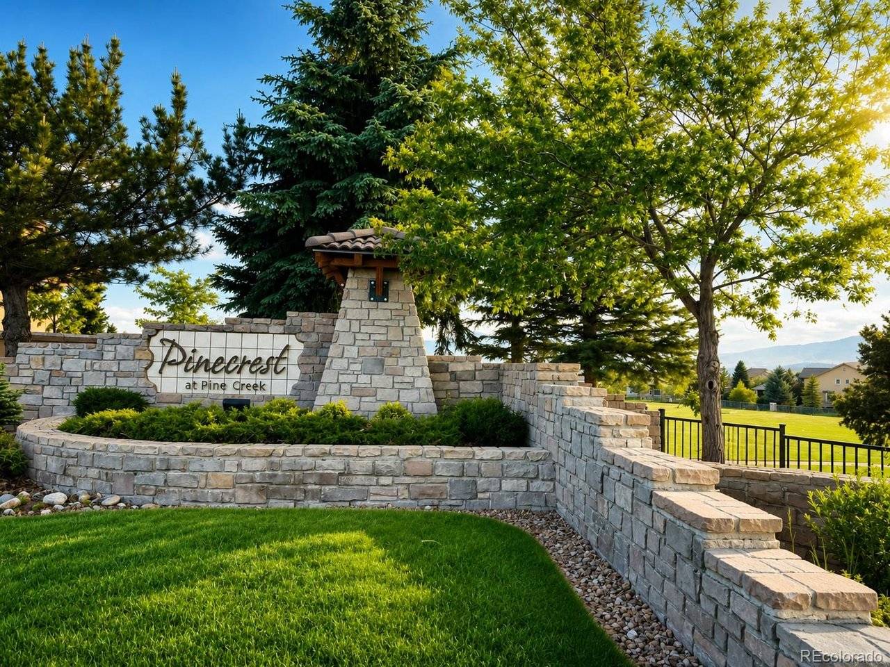 9952 Oak Knoll, Colorado Springs, CO 80920
