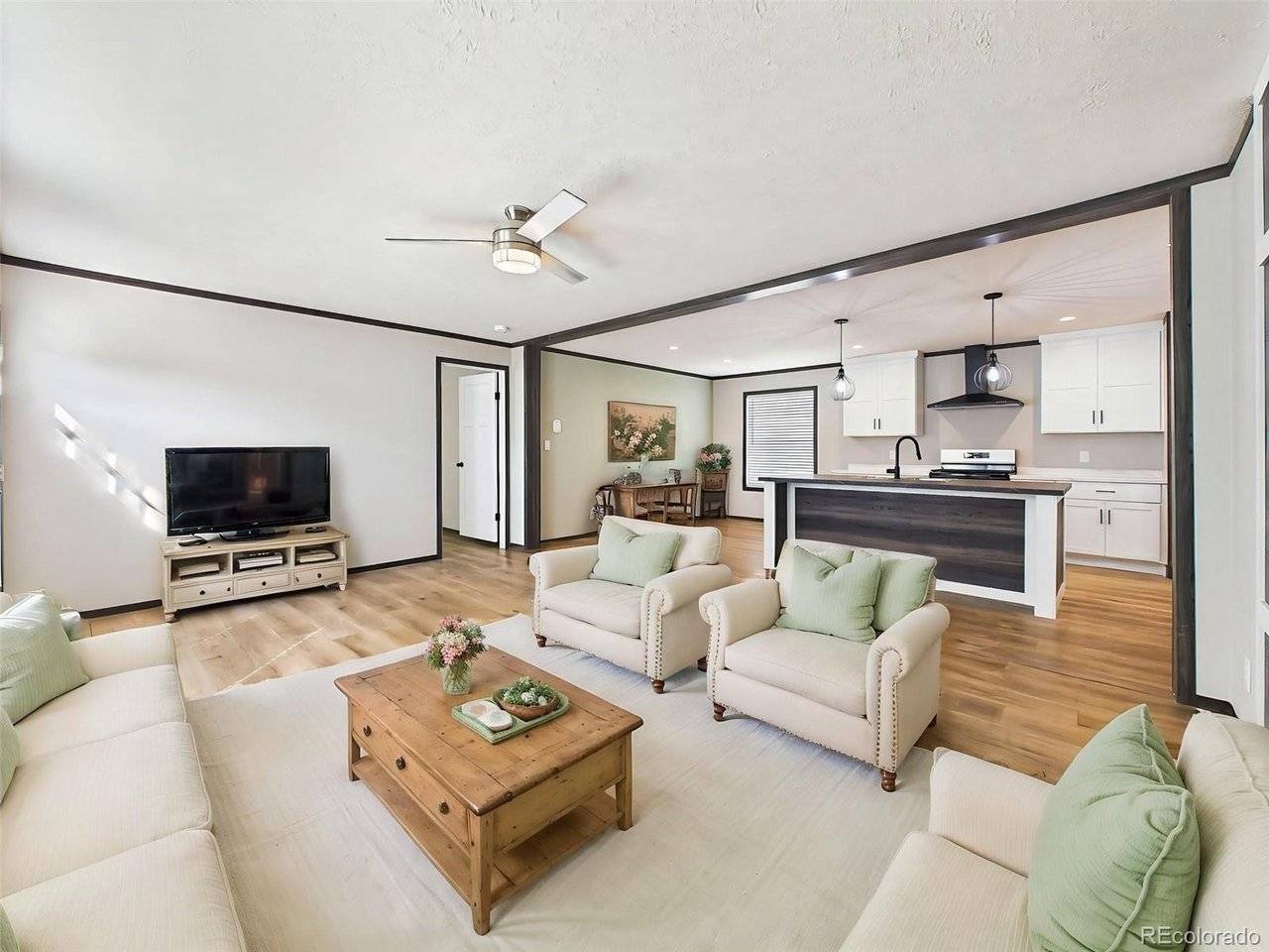 354 E Stewart, Pueblo, CO 81007