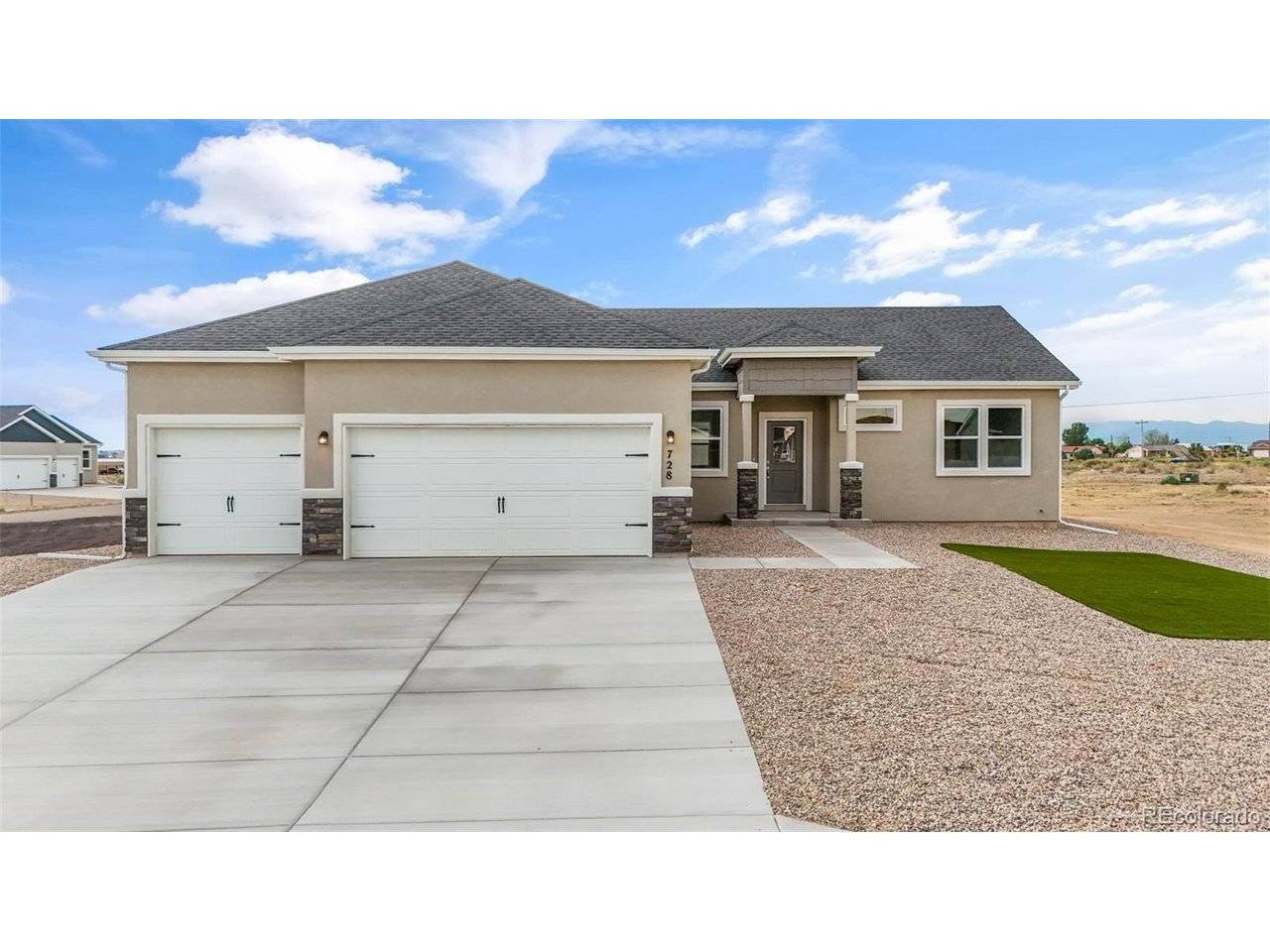 728 E Campbell, Pueblo, CO 81007