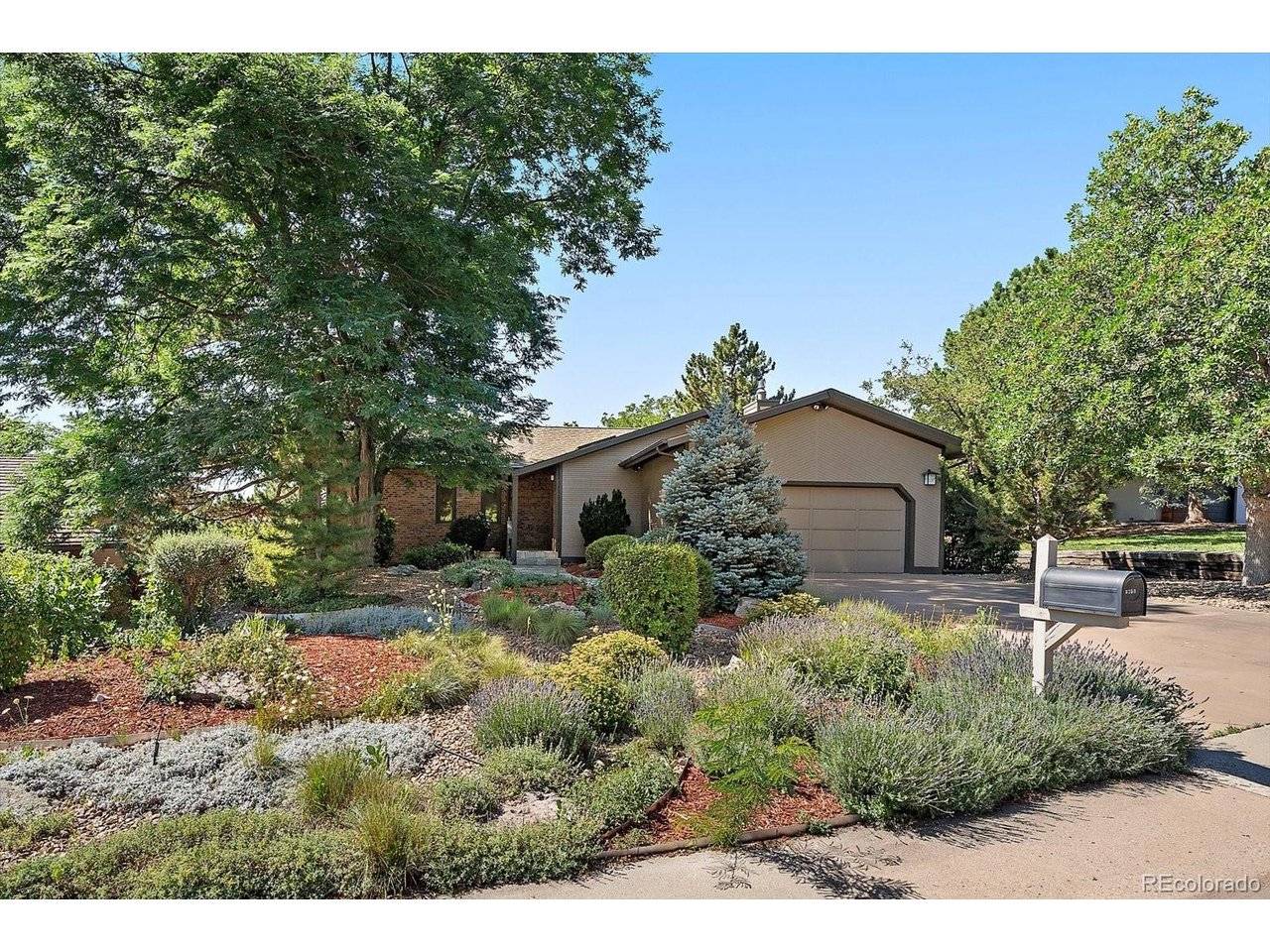 8756 W Iliff, Lakewood, CO 80227