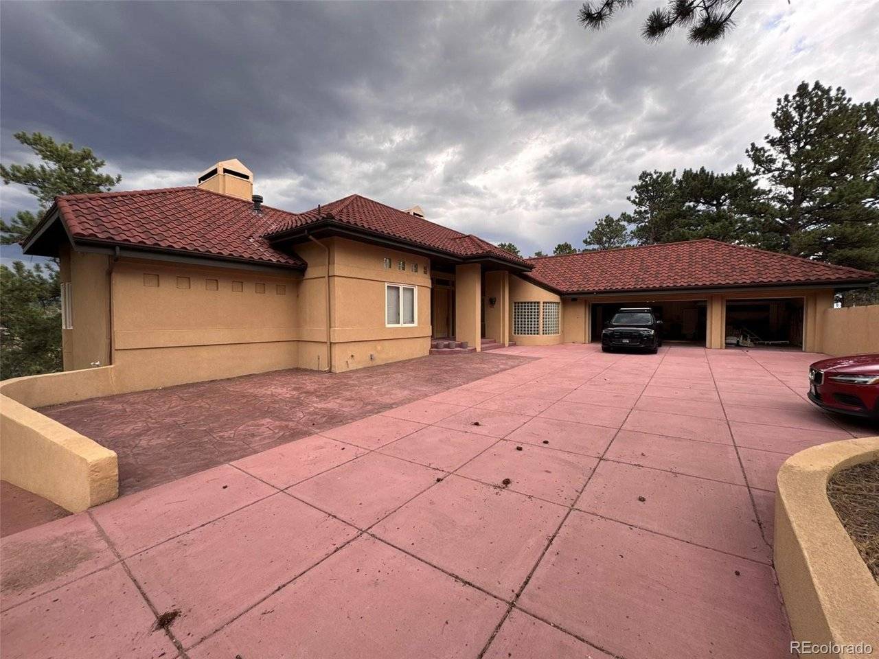 935 Castle Ridge, Golden, CO 80401