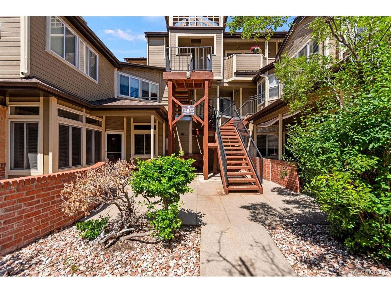 6001 S Yosemite #B301, Greenwood Village, CO 80111