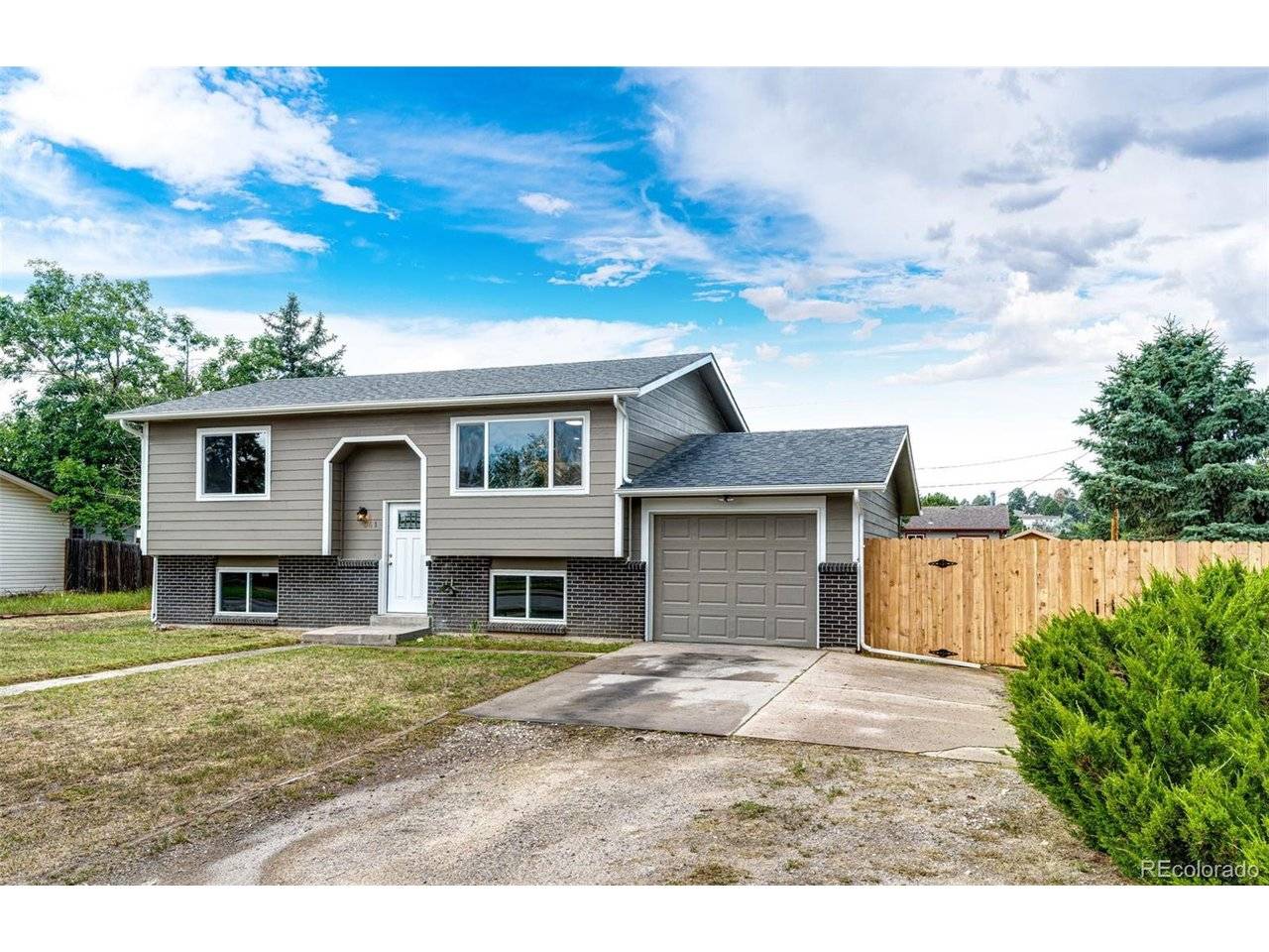 841 S Elbert, Elizabeth, CO 80107