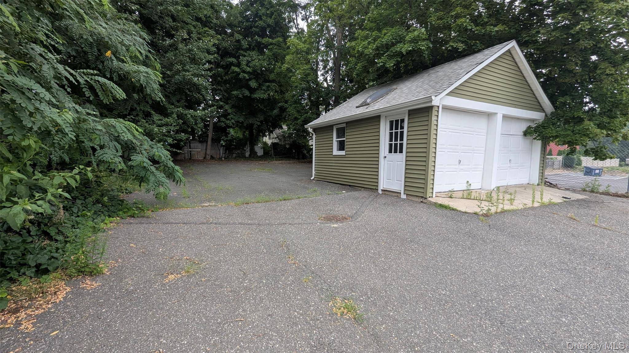 153 W Main ST, Kings Park, NY 11754