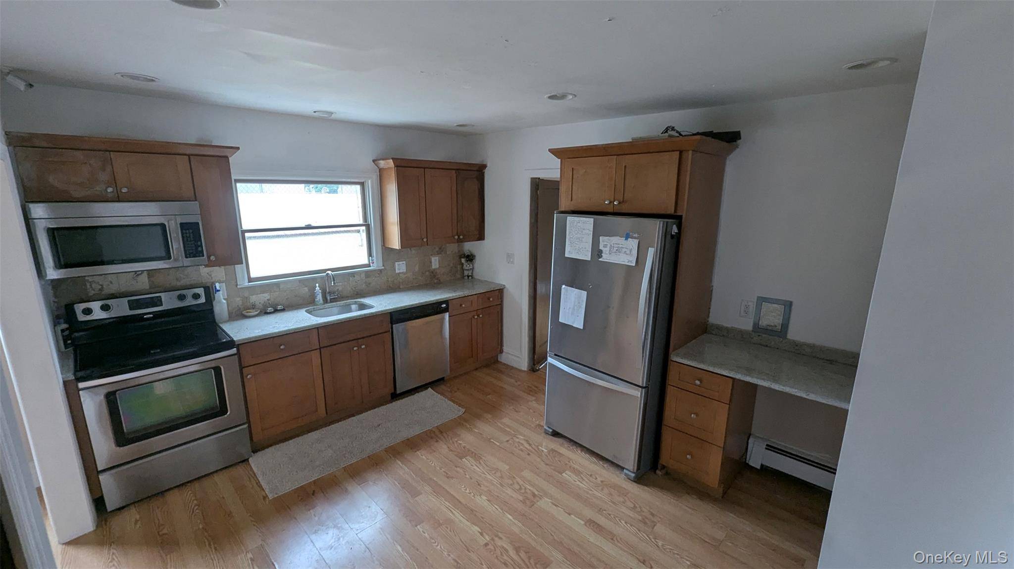 153 W Main ST, Kings Park, NY 11754