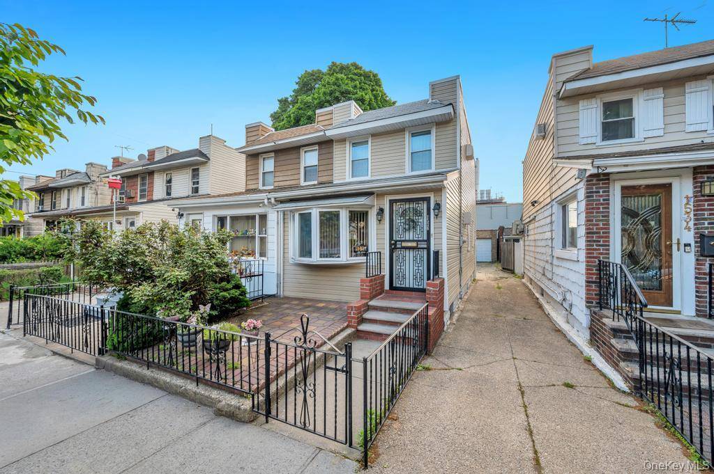 1536 E 51st ST, Brooklyn, NY 11234