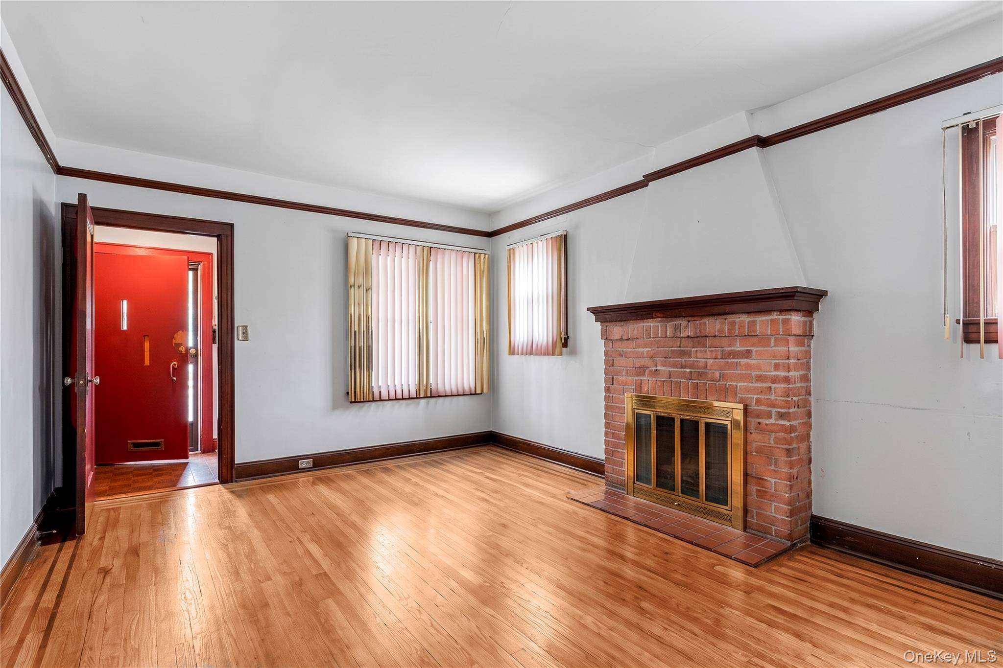 205-13 114th DR, Saint Albans, NY 11412
