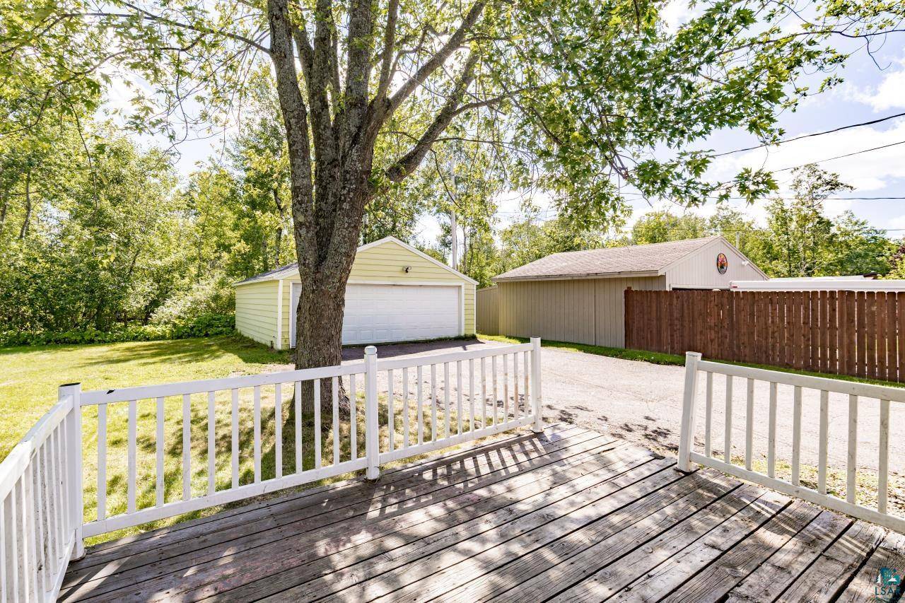 552 W Faribault St, Duluth, MN 55803