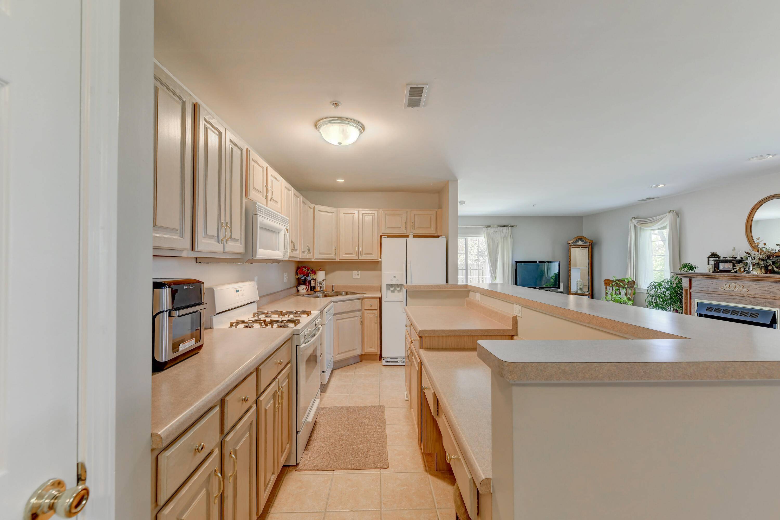 2515 Longwood Drive #102, Highland, IN 46322