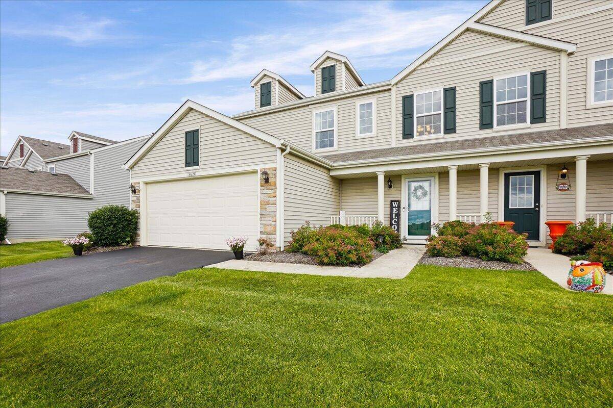13628 Golden Grove Avenue, Dyer, IN 46311