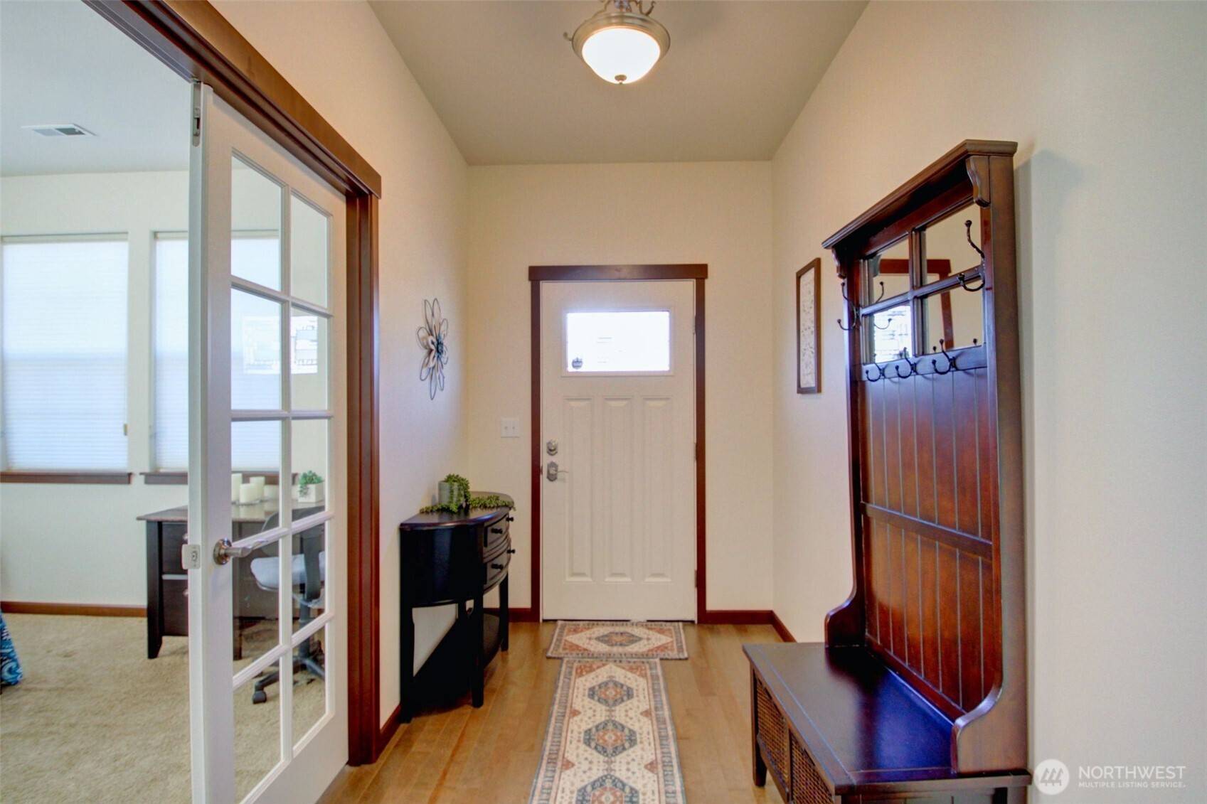 1990 Fraser AVE, Mount Vernon, WA 98274