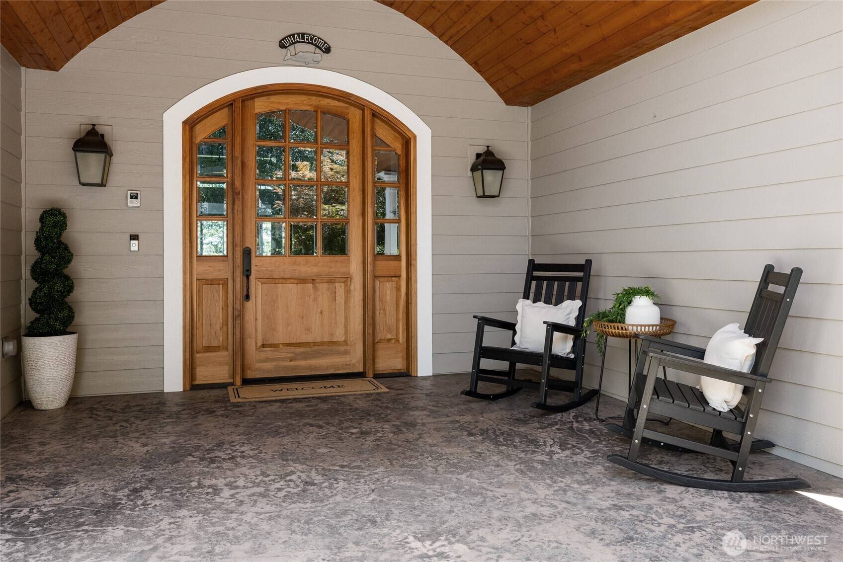 409 3rd LN, Fox Island, WA 98333
