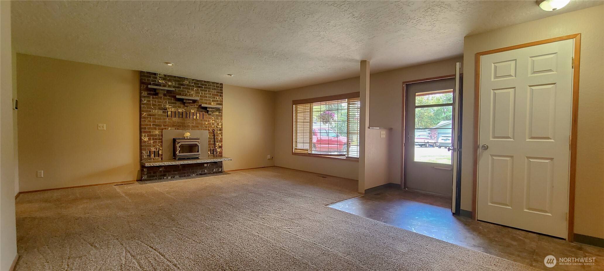 131 19 Brim RD, Onalaska, WA 98570