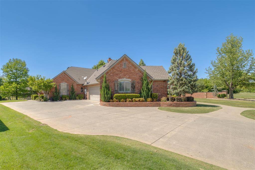 10901 Winelake DR, Oklahoma City, OK 73170