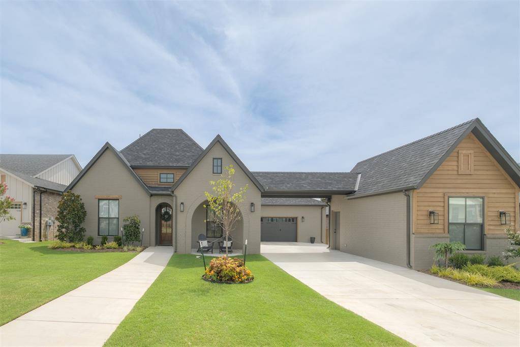 1732 Parkwood AVE, Edmond, OK 73034