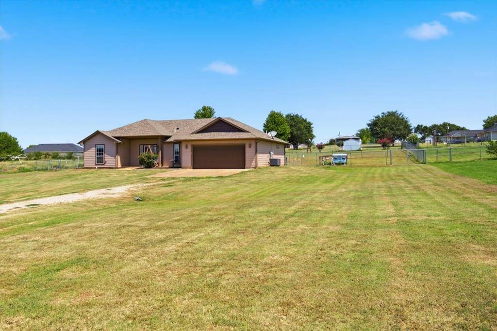 1301 Hillside TER, Blanchard, OK 73010
