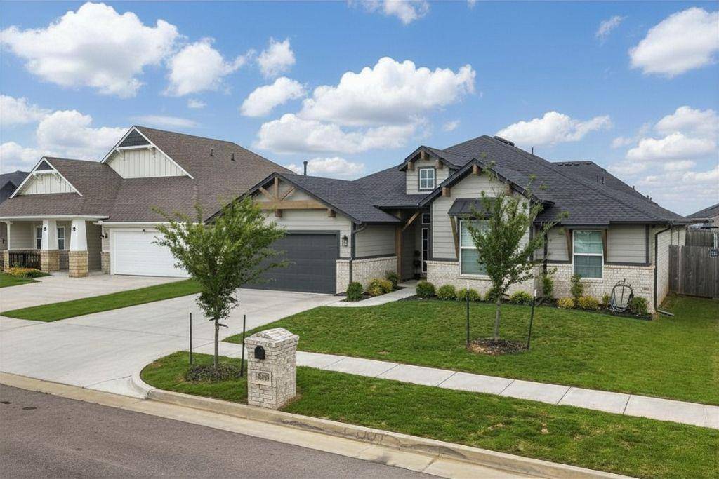 15809 Bison DR, Oklahoma City, OK 73170