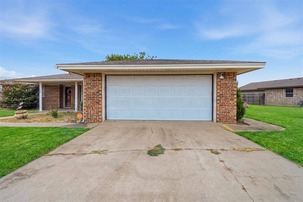 117 W 12th ST, Snyder, OK 73566