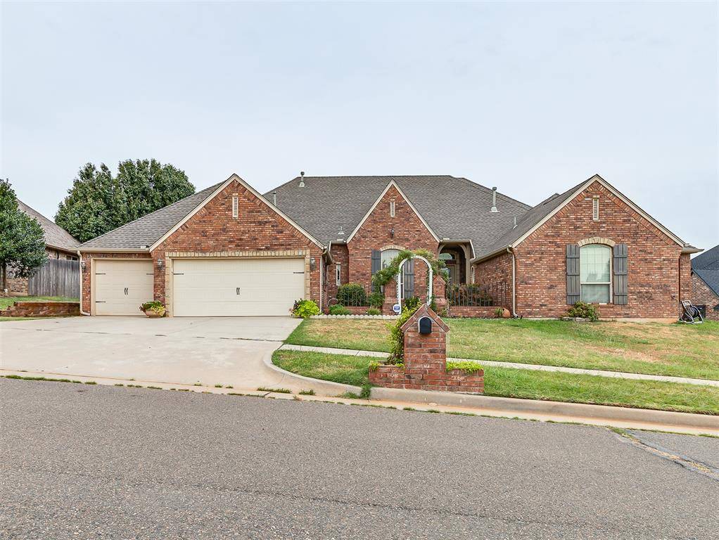 19605 Talavera LN, Edmond, OK 73012