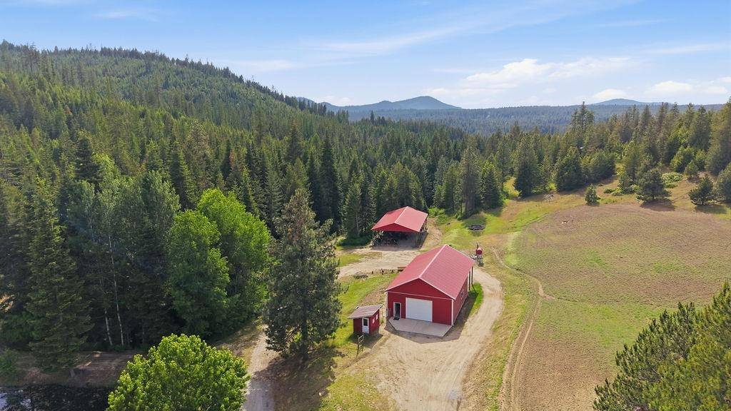 1240 Doe Meadow Rd, Newport, WA 99156