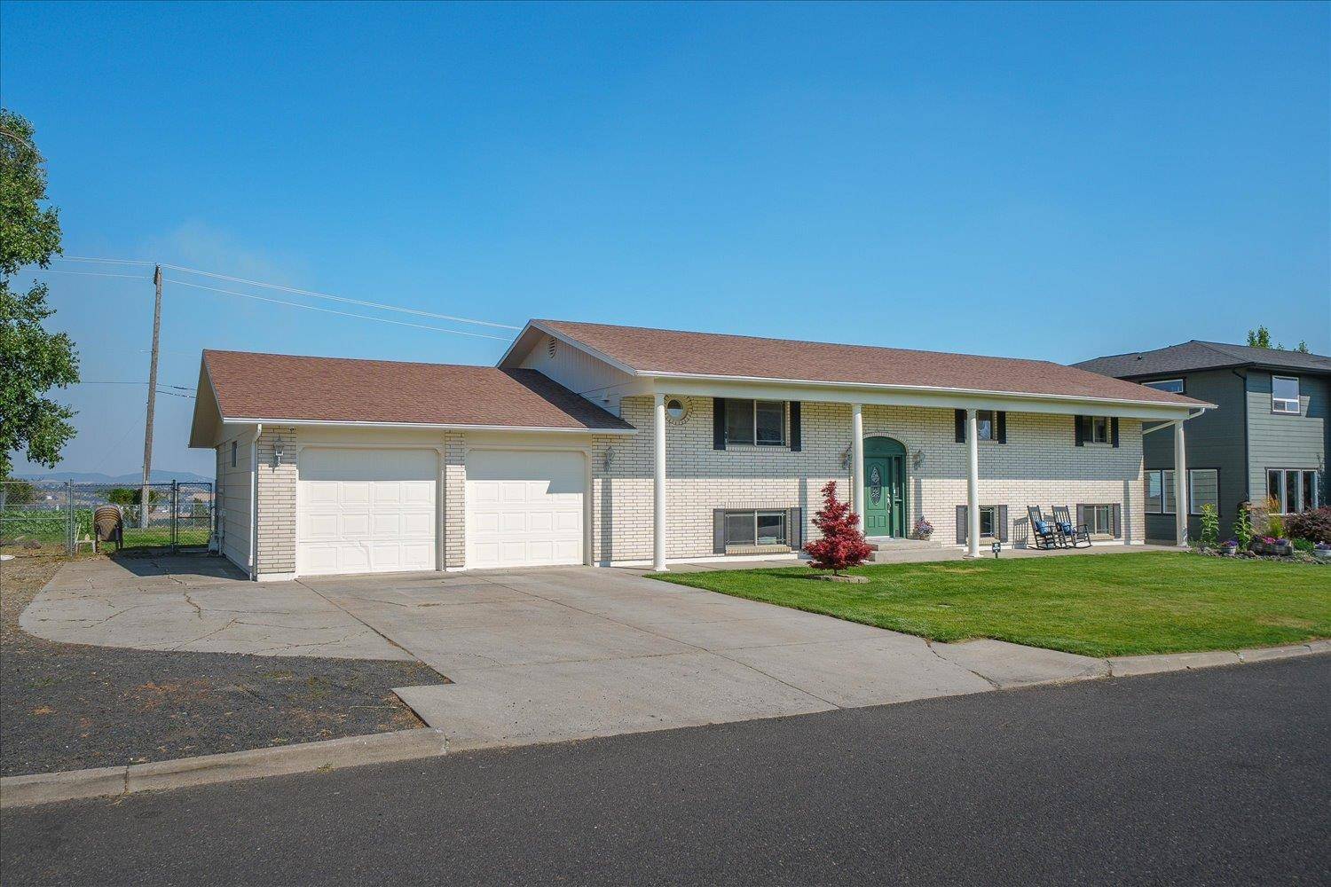 8116 N N Panorama Dr, Spokane, WA 99208