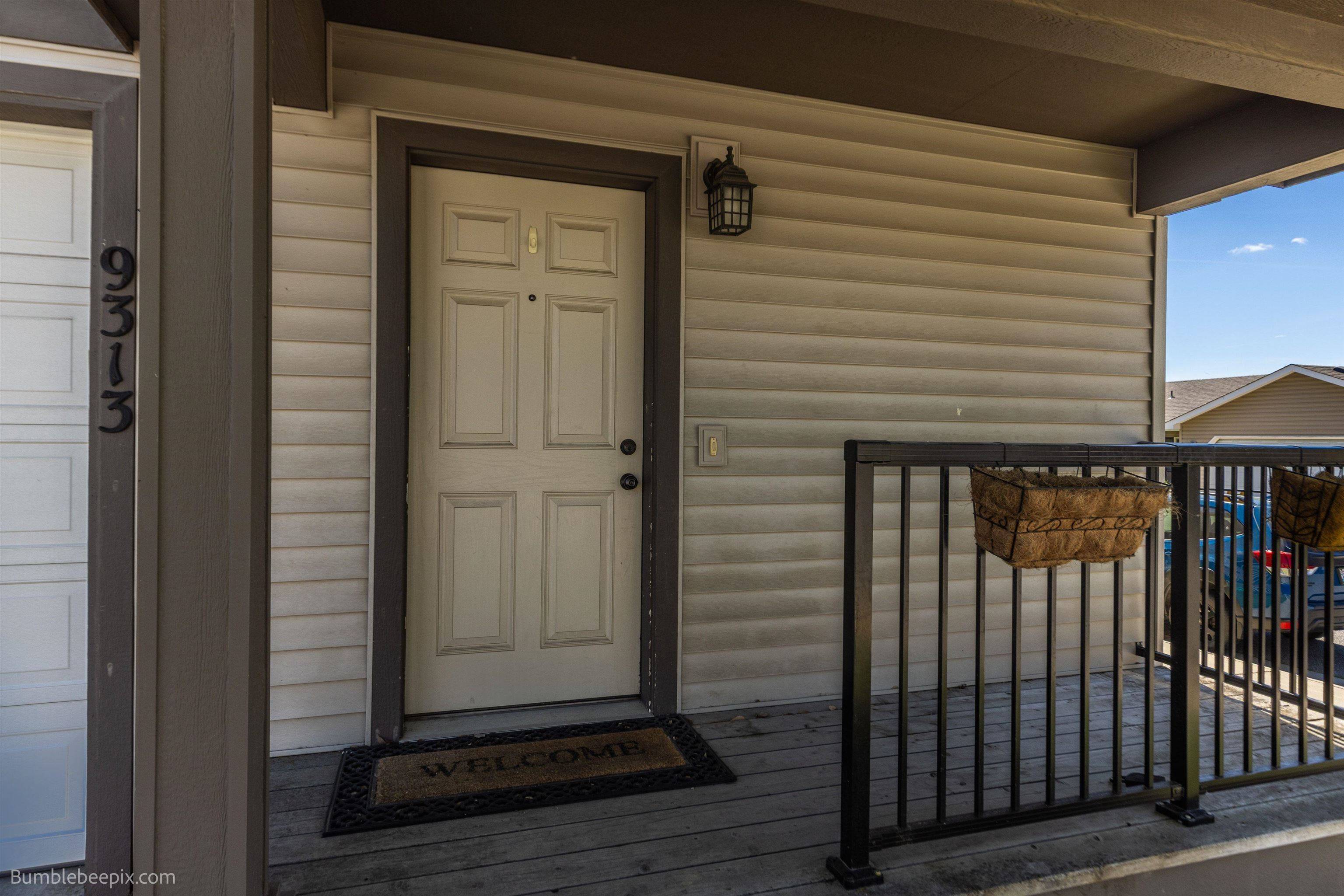 9313 W Foxtail Ln, Cheney, WA 99224