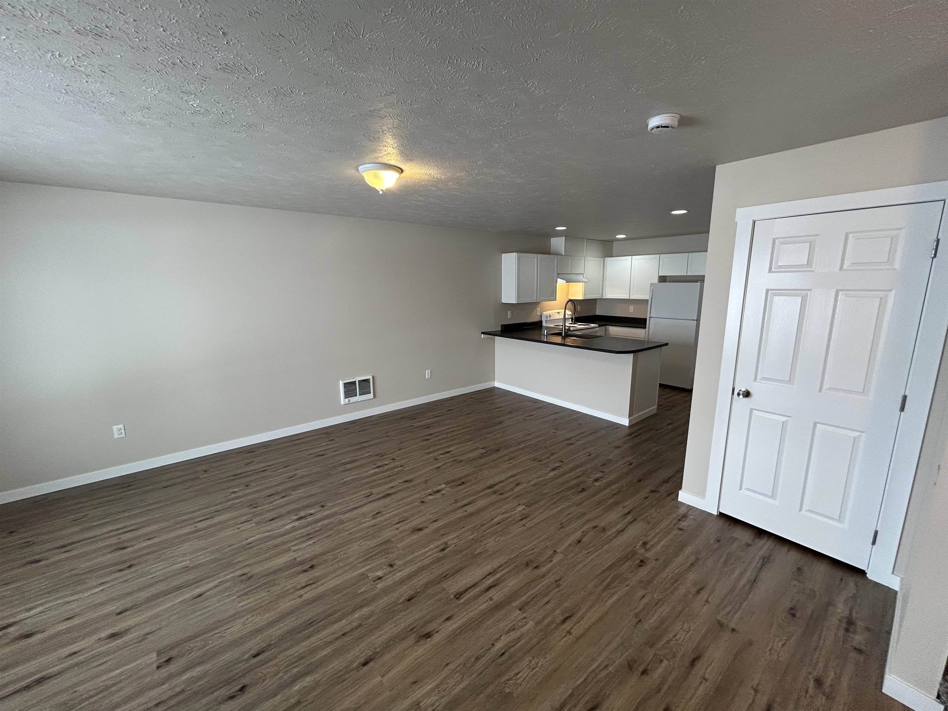 314 W 3rd St #312 W 3rd St, Cheney, WA 99004