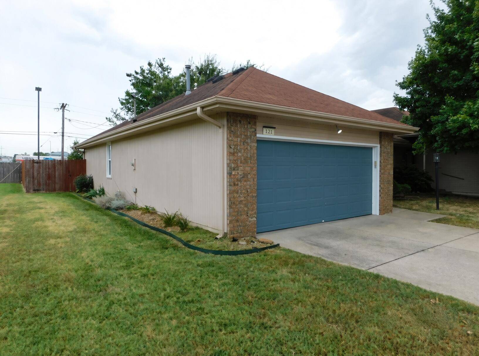 3150 S Sagamont AVE #121, Springfield, MO 65807