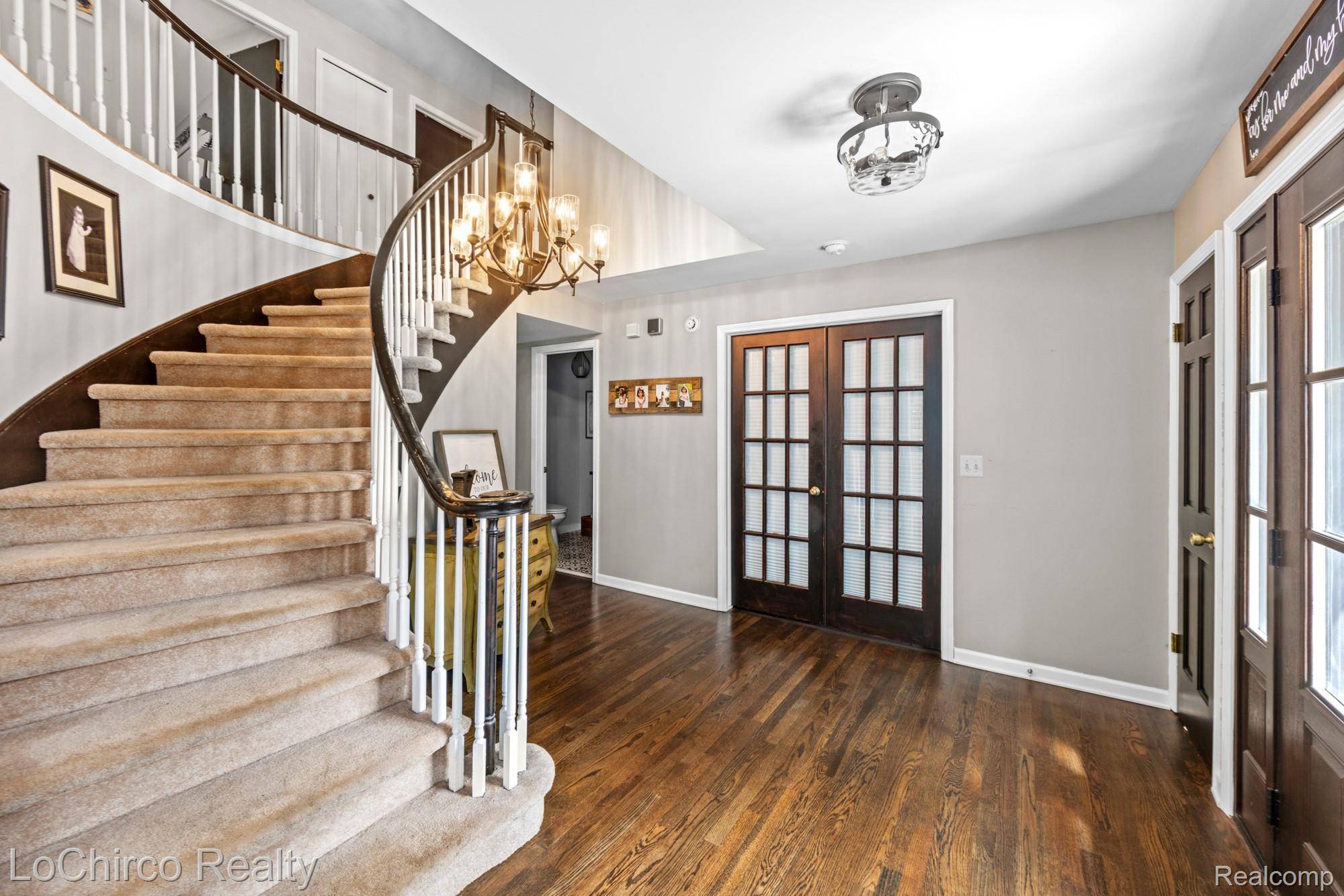 2700 Broadmoor DR, Rochester Hills, MI 48309