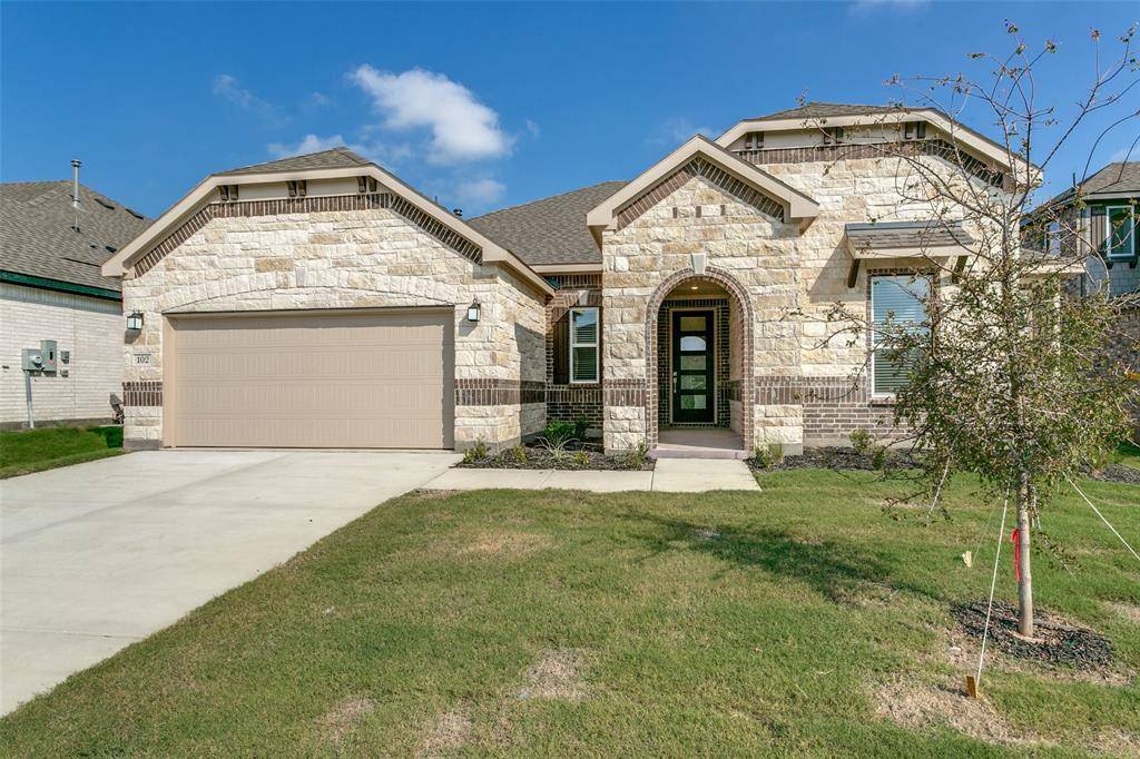 102 Hudson Lane, Justin, TX 76247
