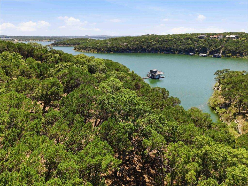 18005 Breakwater DR, Jonestown, TX 78645