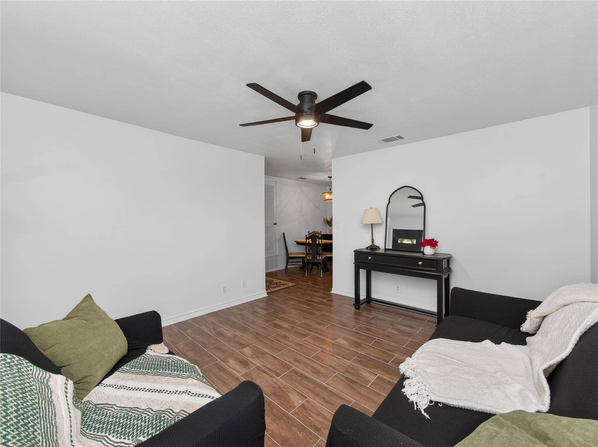6010 Waycross DR, Austin, TX 78745