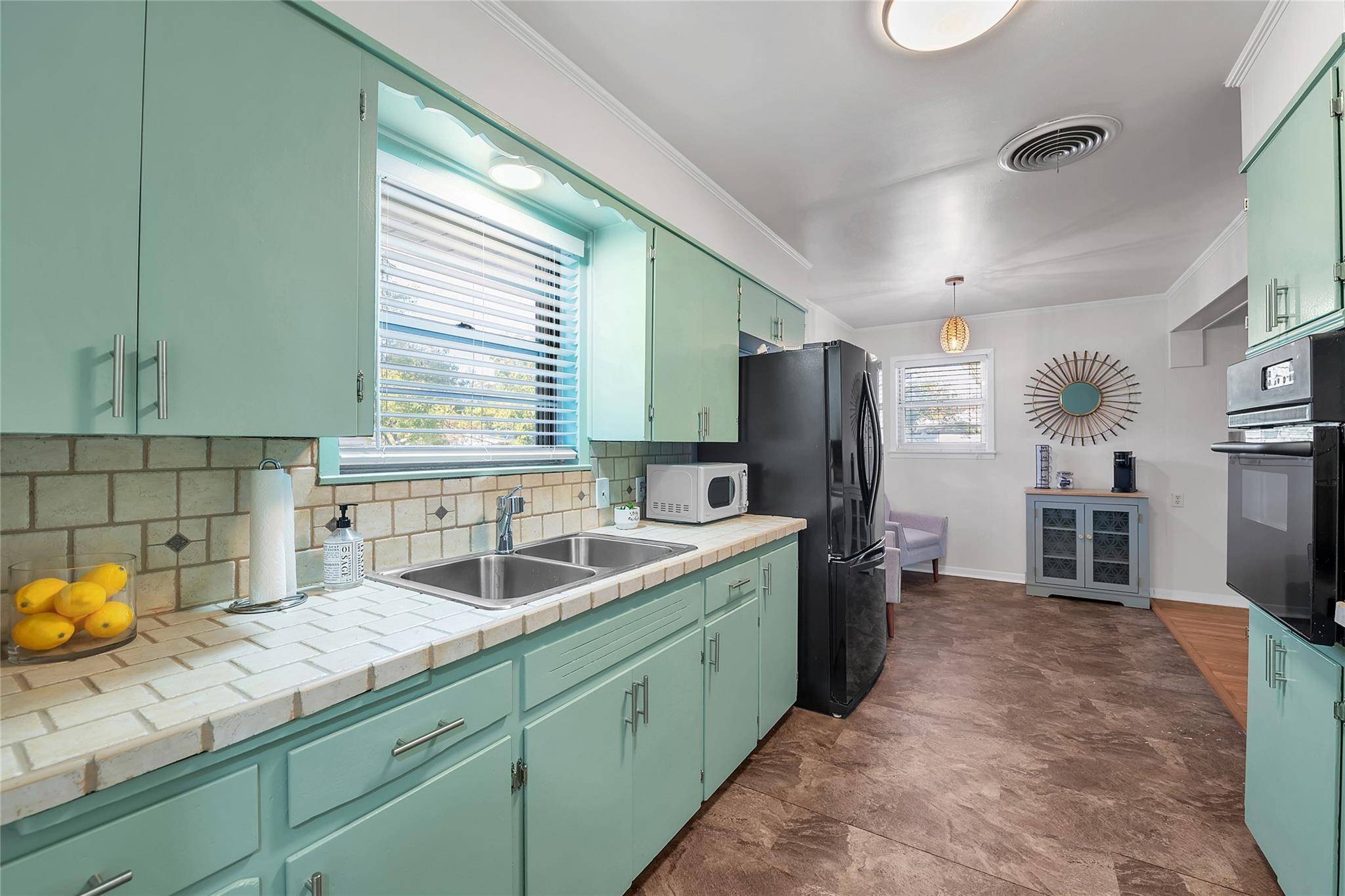 2209 S 51st ST, Temple, TX 76504