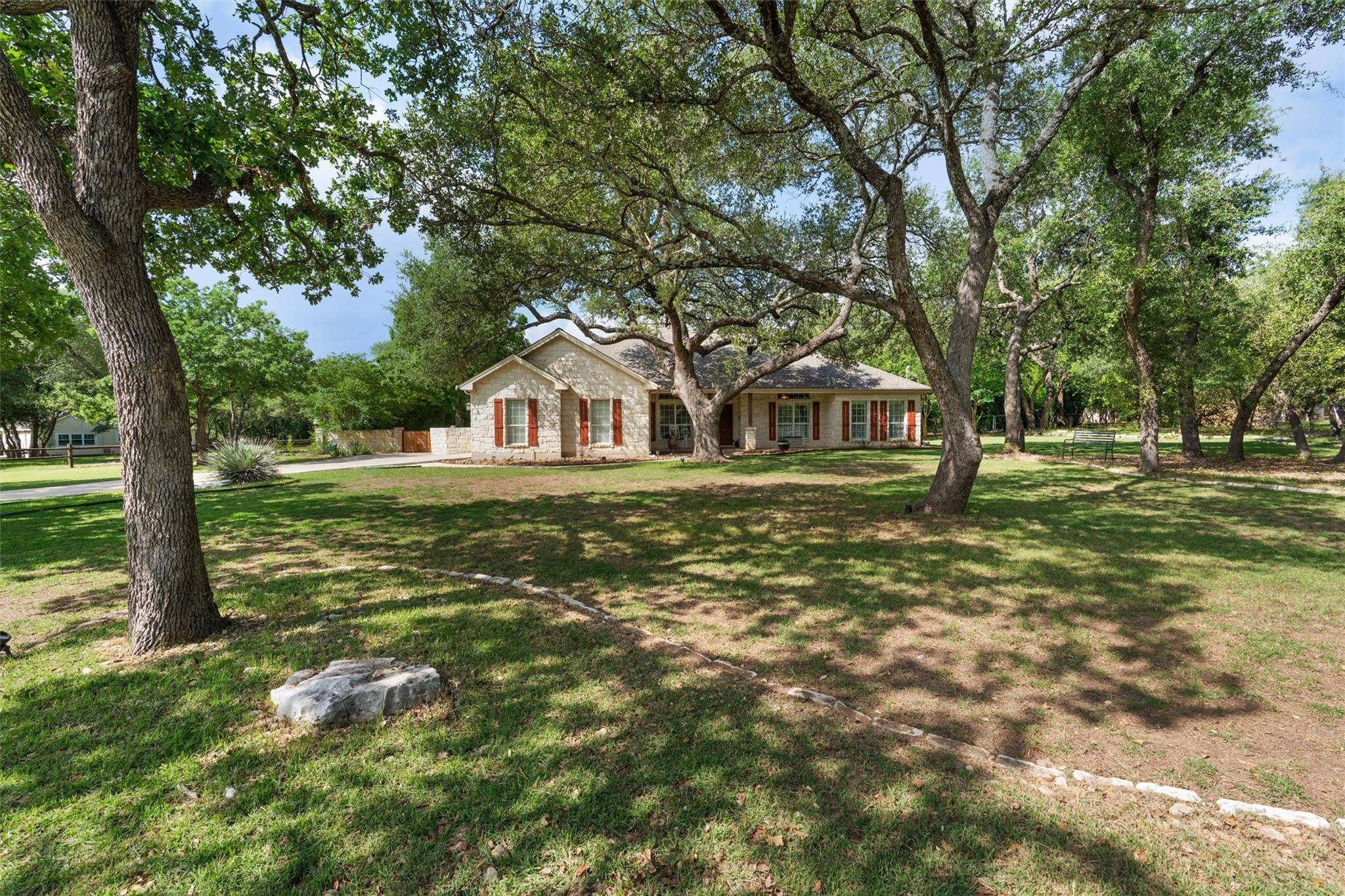 223 E Ridgewood RD, Georgetown, TX 78633