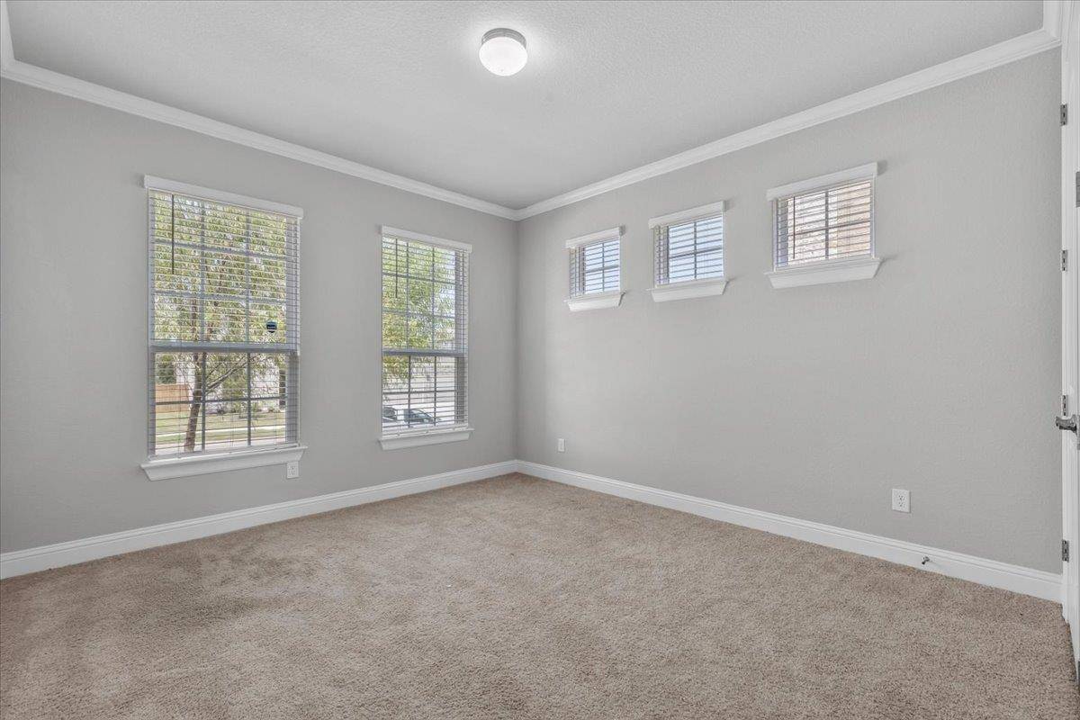 109 Rocky River RD, Georgetown, TX 78628