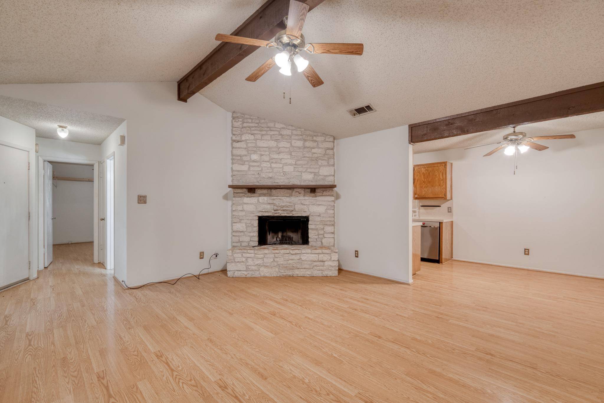 11116 Wandering WAY #B, Austin, TX 78754