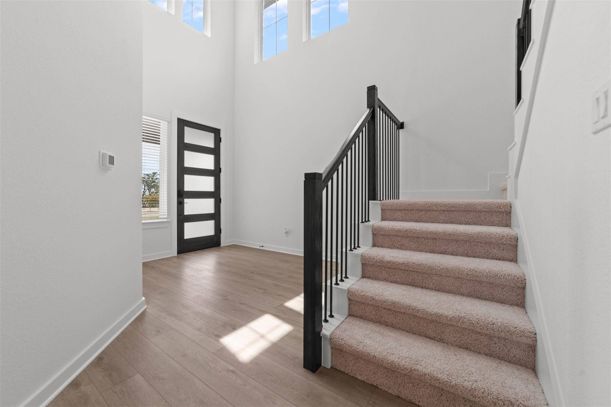 1129 N Roger Hanks PKWY, Dripping Springs, TX 78620