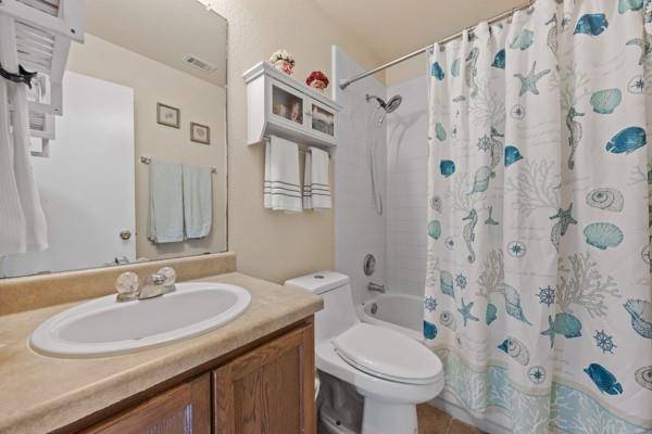 120 Holland ST, Hutto, TX 78634