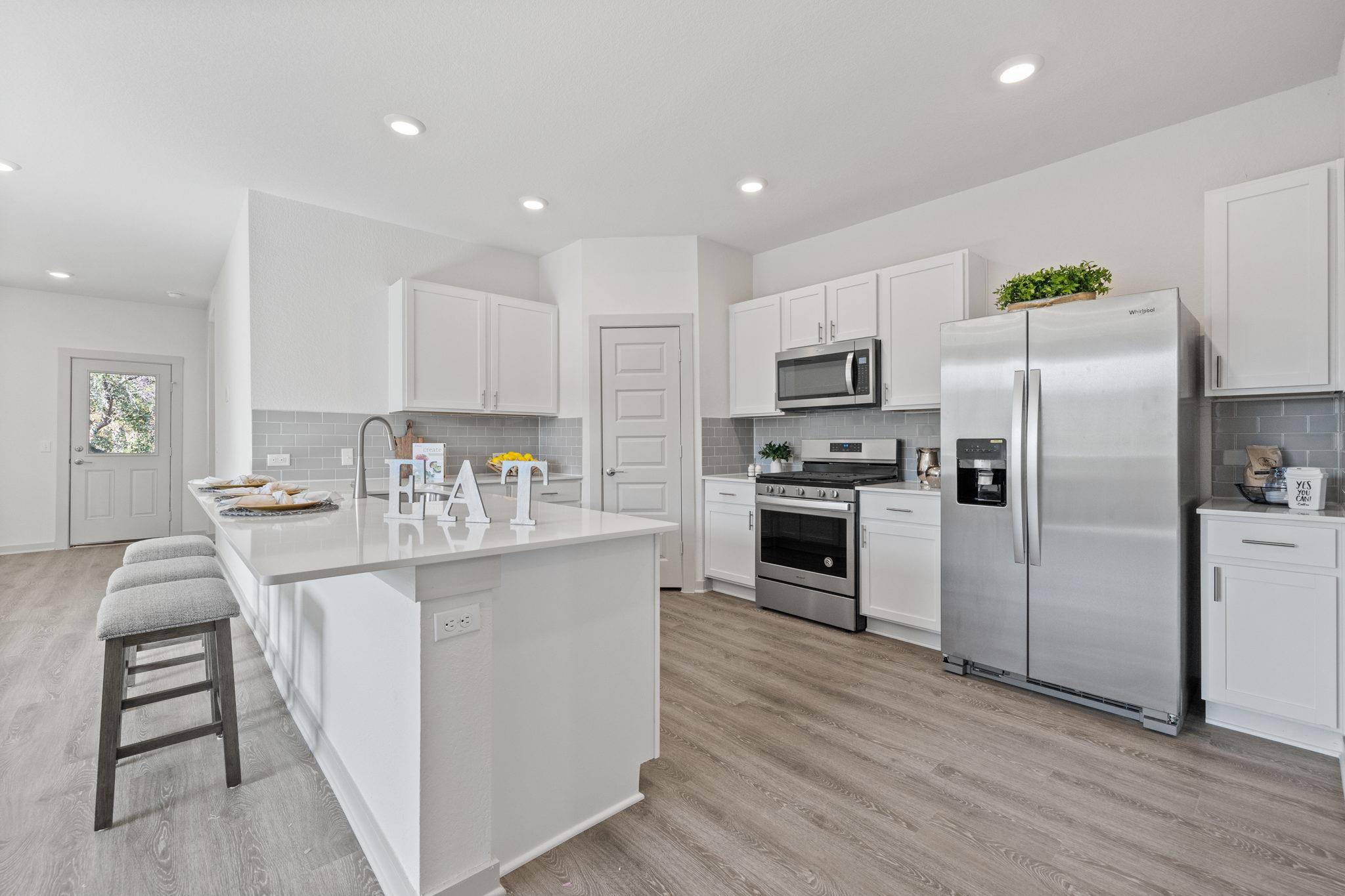 212 Florenz LN, Georgetown, TX 78628